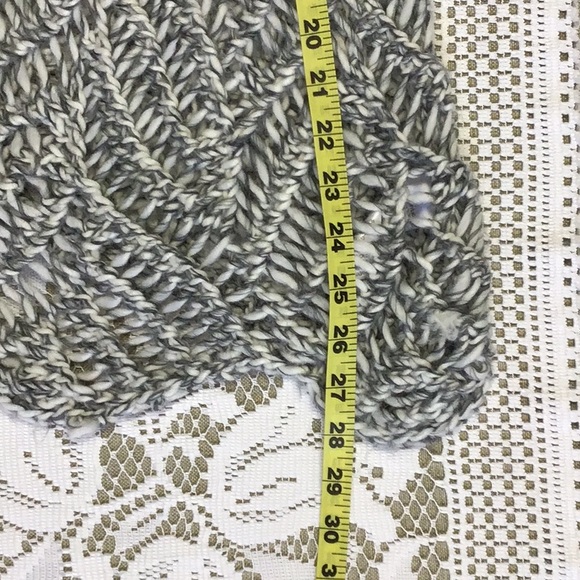 Revolution grey sweater so pretty - Picture 6 of 8